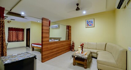 Hotel Akash Room Type - Premium Suite AC