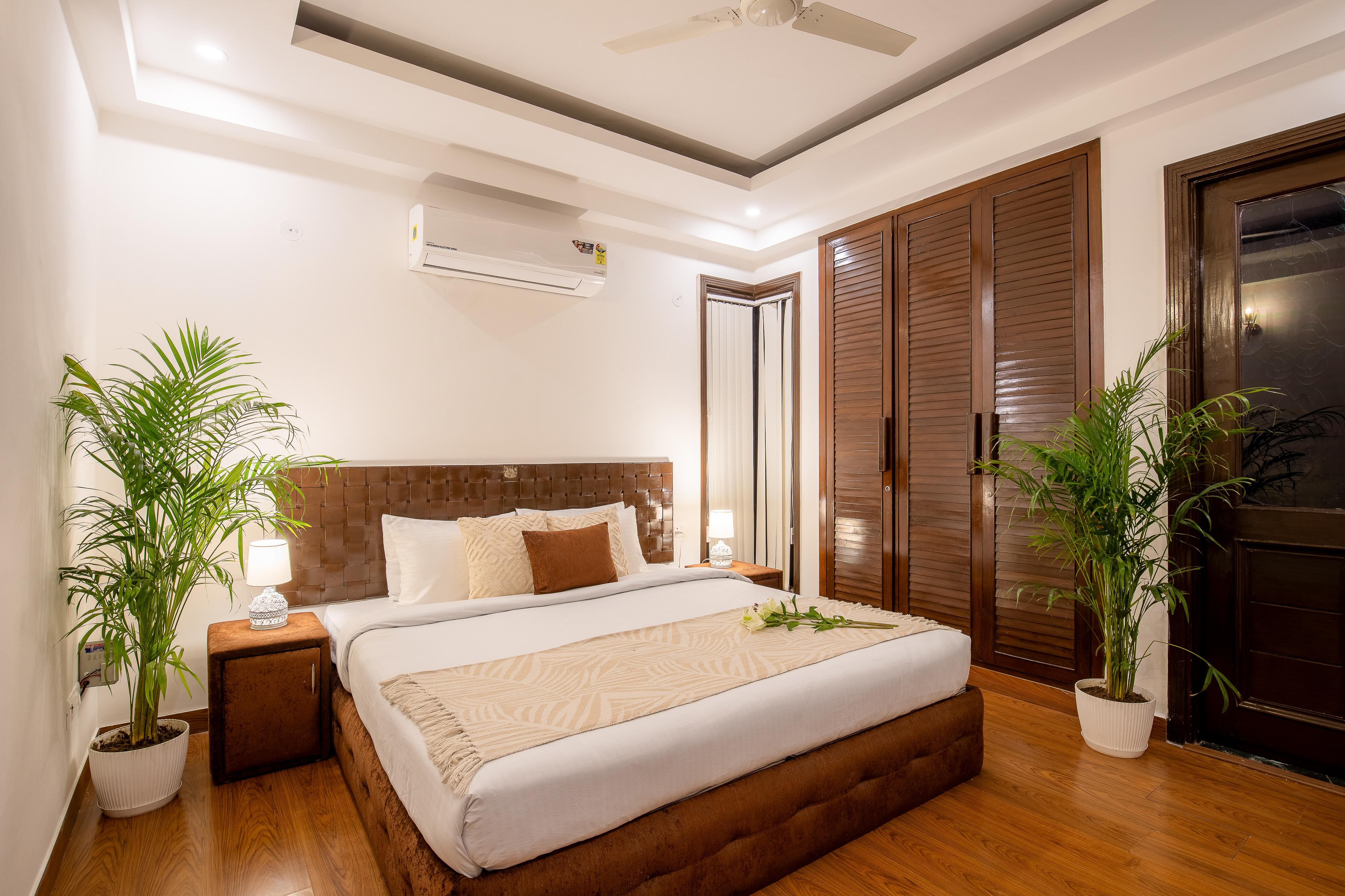 BedChambers | Entire LUXE 3BHK APT South Extension - Tap to explore photos