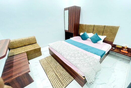 Hotel R S Residency