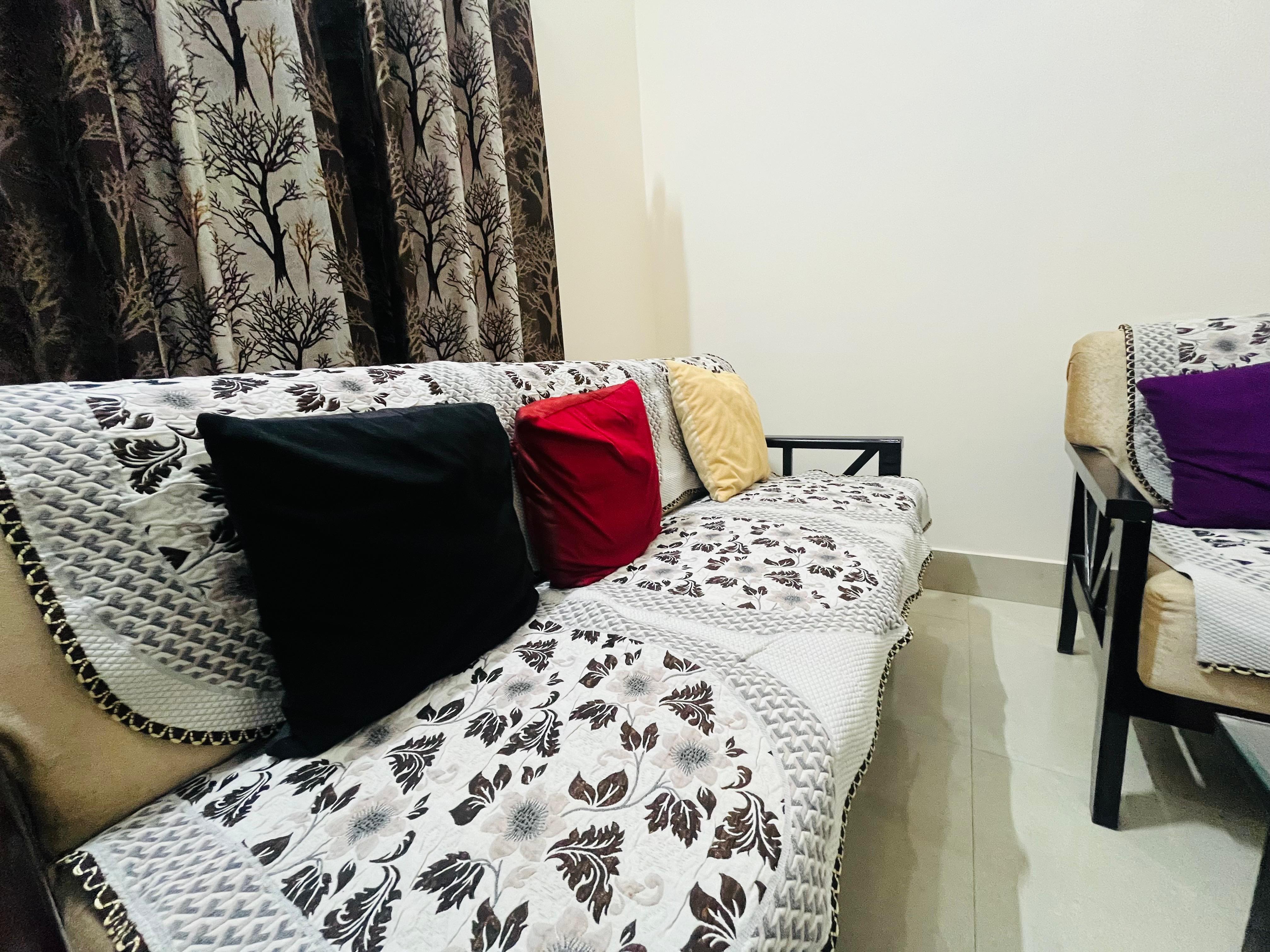 Hari PG House| A Premium Budget Stay - Tap to explore photos