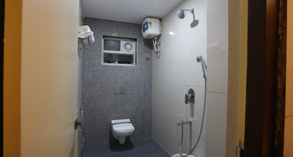 LGP Residency Room Type - Deluxe Double AC