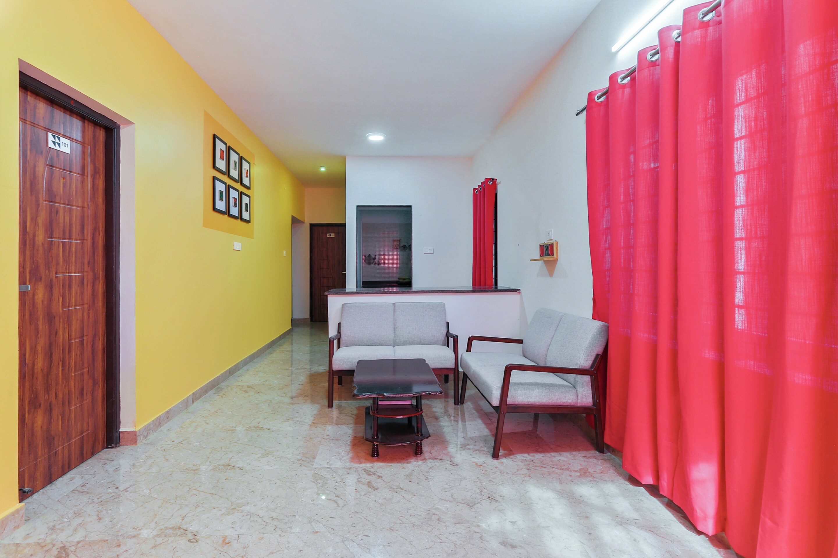 Parkside Residency | Rooms in a Homestay - Tap to explore photos