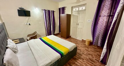 Jacks place beach way Room Type - Deluxe room