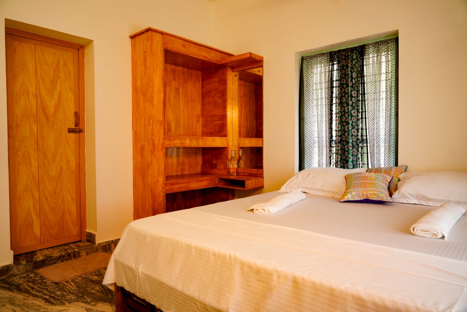 Green Valley Homestay - Tap to explore photos