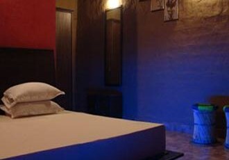 Kampland Nature Resort Room Type - Mud Cottage