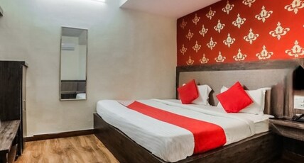 STAR GUEST HOUSE Room Type - Family Suit Standard AC Room