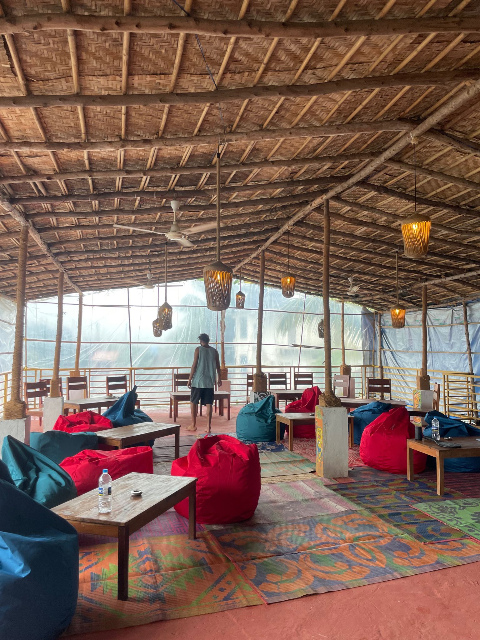 12 Monks Backpacker Resort - Tap to explore photos