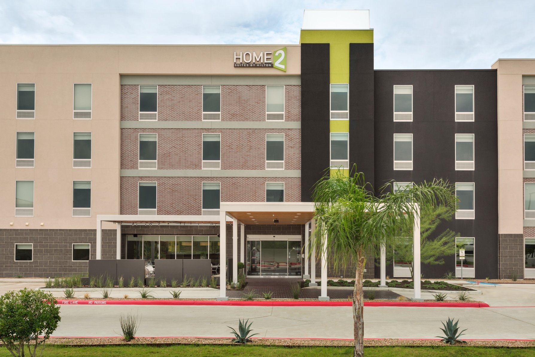 Home2 Suites by Hilton Houston/Katy - Tap to explore photos
