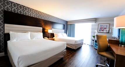 Holiday Inn Niagara Falls - By The Falls Room Type - 2 Queen Beds Standard