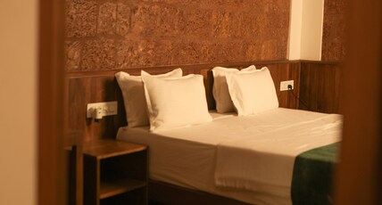 Highfields Coorg Room Type - Deluxe Room with Balcony