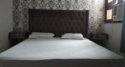 Ranjan Villa Room Type - Deluxe Room