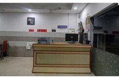 Hotel Vasantha Bhavanam
