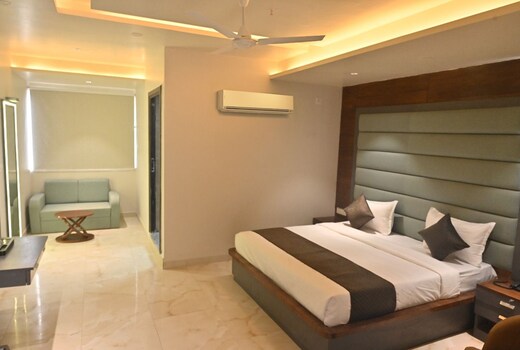 Hotel Saket Gange