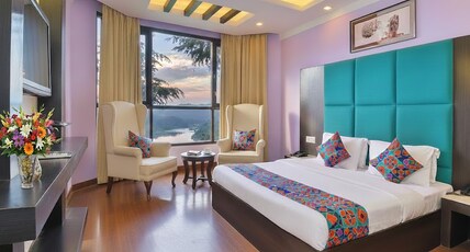 Hotel MGM 1 I Mall Road Room Type - Executive Room With Balcony - Mountain View Hotel MGM 1 I Mall Road Room Type - Executive Room With Balcony - Mountain View