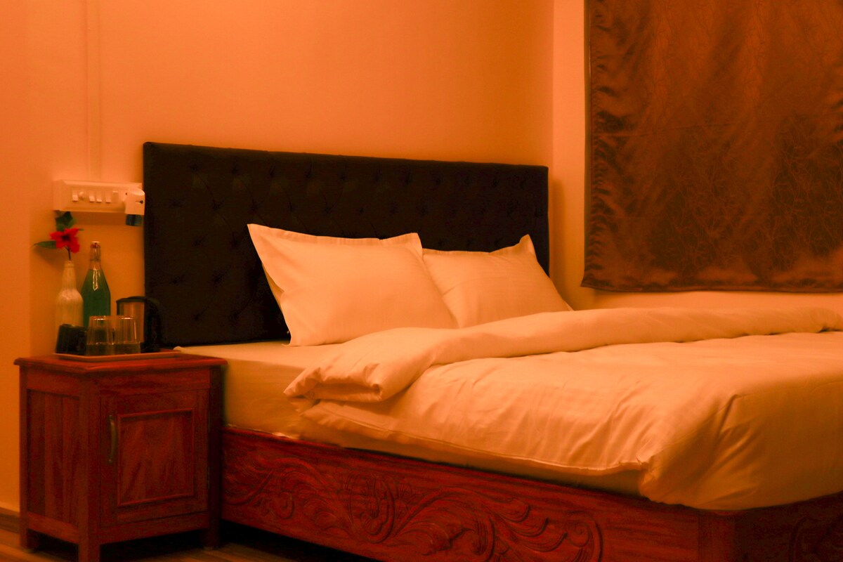 Raindrop Homestay Havelock Hall Access Room 2 - Tap to explore photos