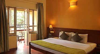 Lambana Resort  Room Type - Executive Ac Room