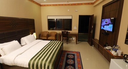 Hotel Norbu House Room Type - Royal Norbu Premium Plus Room with balcony and Valley view 