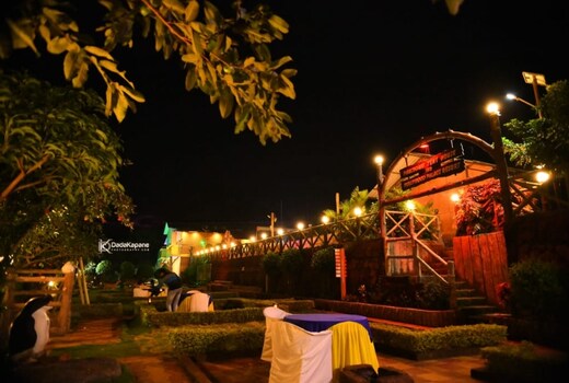Hollywood Palace Resort
