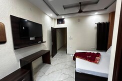 Mannat Residency near AIIMS