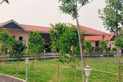 Karhandla Tiger Farm & Resort