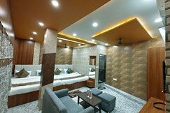 Shri Kailash Pati Guest House