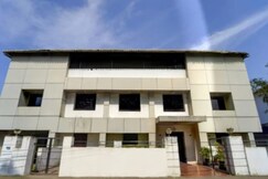 Hotel O Ramnagar Fort Varanasi Formerly Ganga Palace