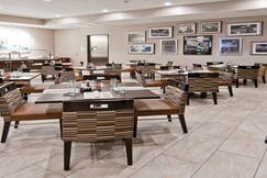 Holiday Inn Austin Airport, an IHG Hotel