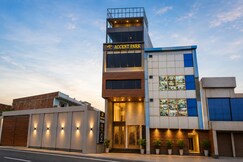 Accent Park (Opp. Barclays 62)