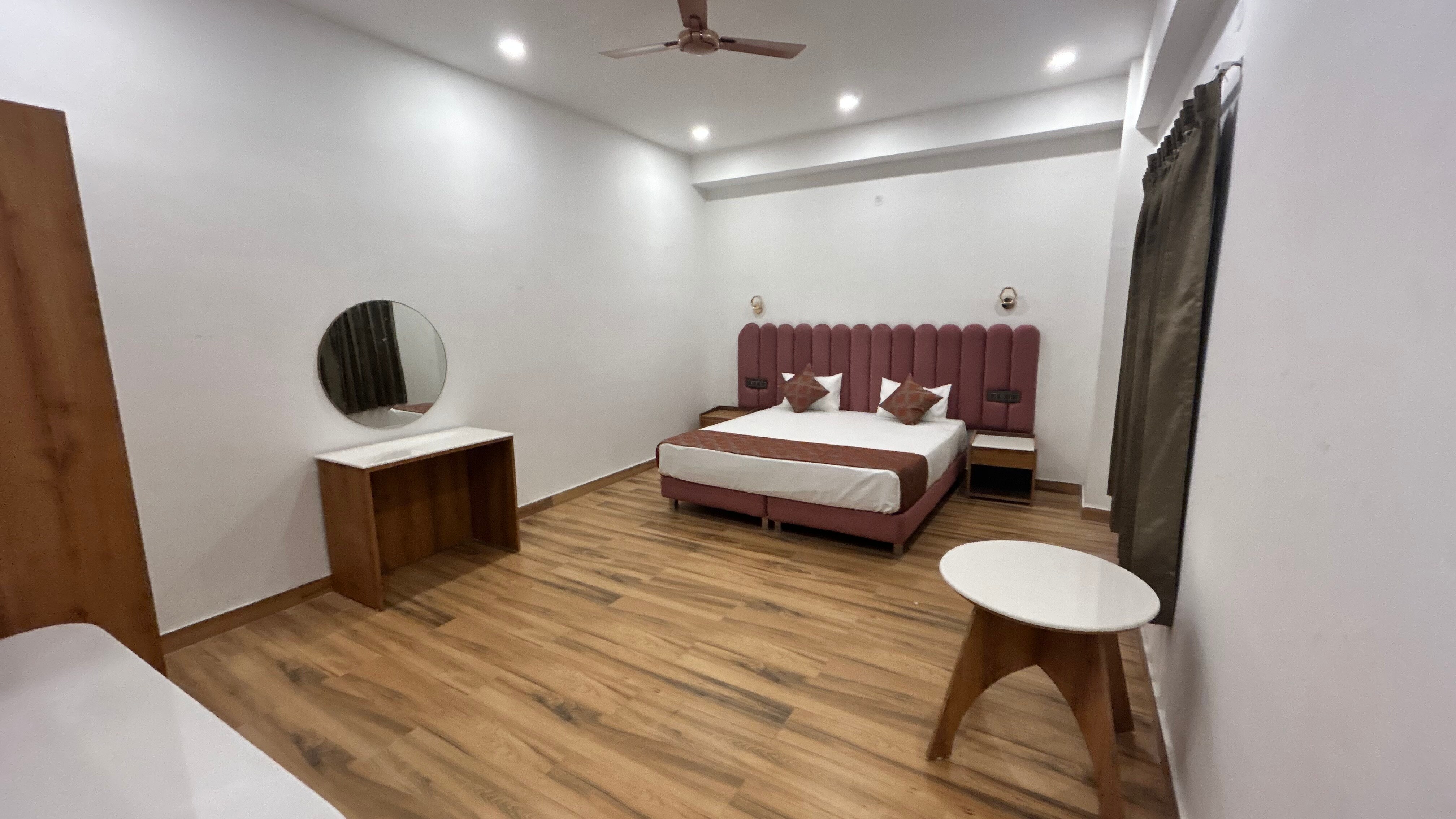 Hotel Divya Palace - Tap to explore photos