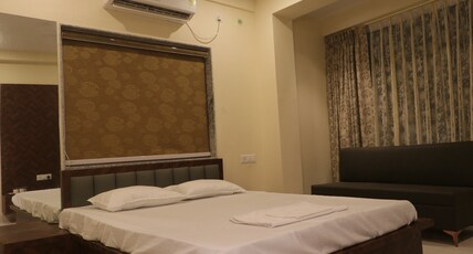 CELEBRATION GUEST HOUSE Room Type - Super Deluxe Room
