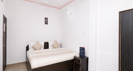 Hotel opulence Room Type - Deluxe Room