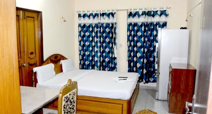 Raviz Inn Room Type - Premium Room