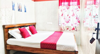 Hotel Jyothi Kumar royal  Room Type - Deluxe AC