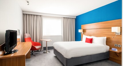 Holiday Inn Express SHREWSBURY Room Type - 1 Double Standard with Free Hot Breakfast