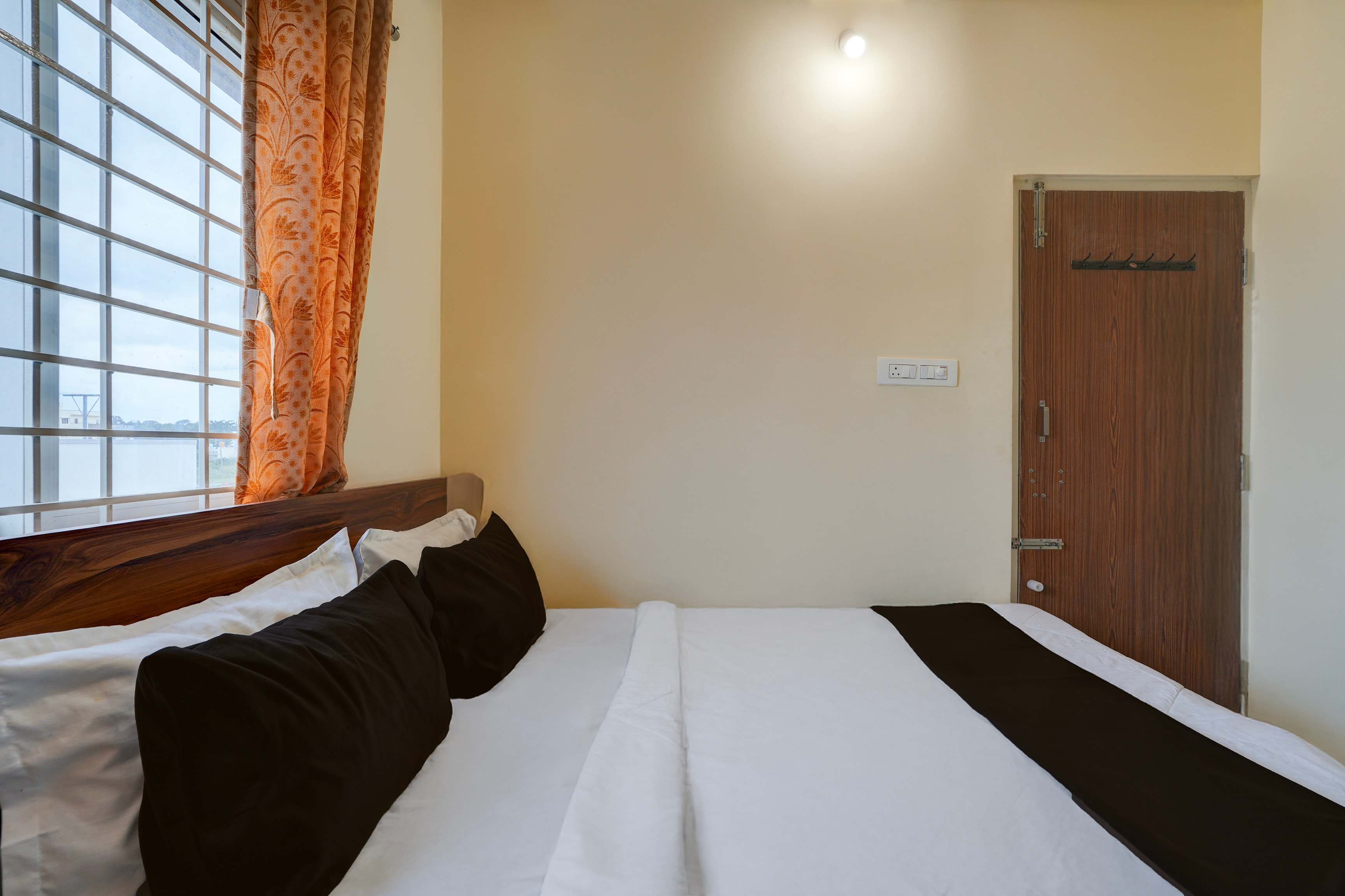 Hotel O Sapthagiri Boarding and Lodging - Tap to explore photos