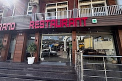 HOTEL AARADHAYA GRAND & RESTAURANT