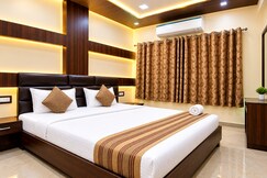 Hotel Aps Palace