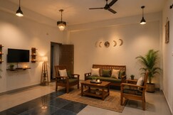Maya Royal Inn
