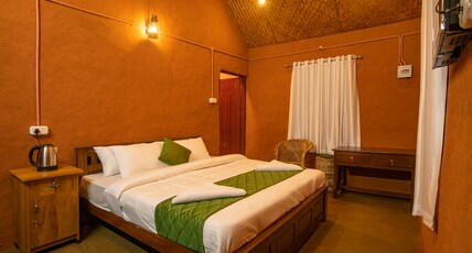 Food Forest Kanthalloor Room Type - Family Room with Mountain View