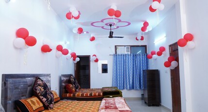 Roop Niwas(Opposite Mall of Amritsar) Room Type - Quadruple room