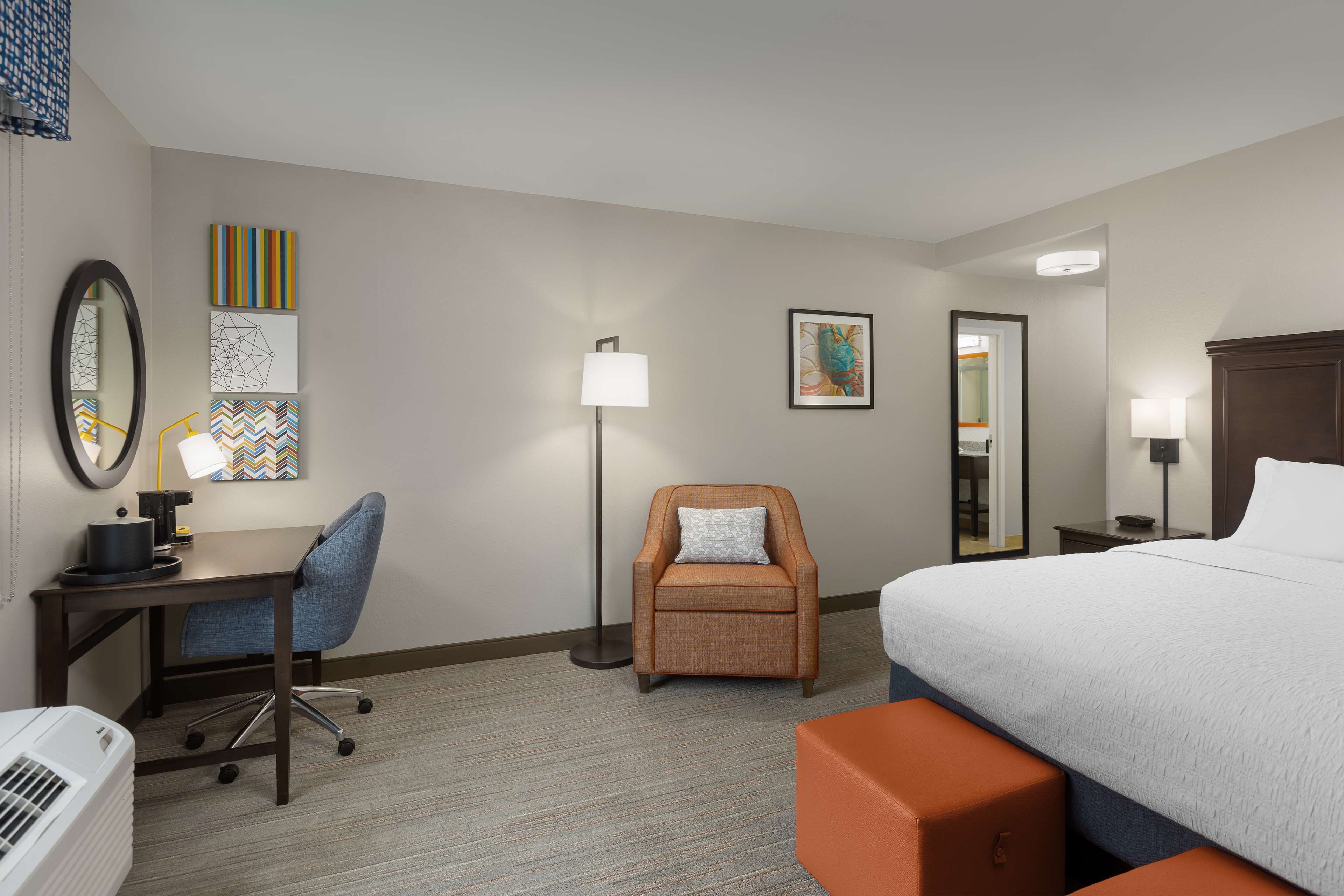 Hampton Inn by Hilton Augusta - Tap to explore photos