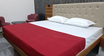 Ashirvad Hotel Room Type - Deluxe Double Bed