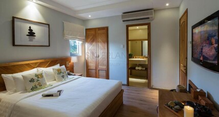 Silverland Yen Hotel Room Type - Deluxe Double Room