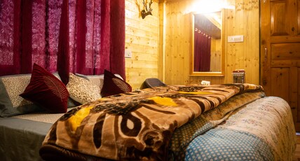 Deodar Homestay Room Type - Family suite