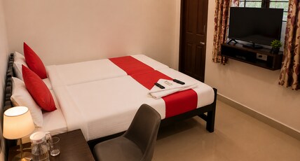 Kiruba Castle Room Type - Double Budget Room 1 Kiruba Castle Room Type - Double Budget Room 1
