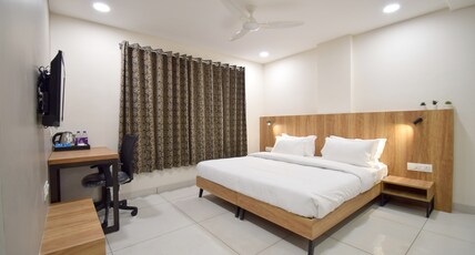 BLUE BELLS Room Type - Premium Suite