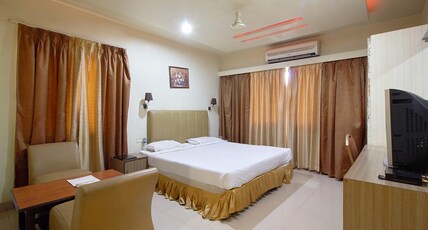 HOTEL SITARA GRAND KUKATPALLY Room Type - STANDARD ROOM