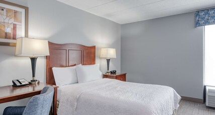Hampton Inn by Hilton Baltimore/White Marsh Room Type - 1 DBL ACC TUB NON SMOKING