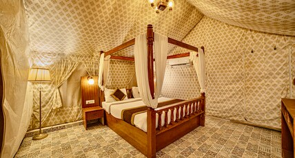 Corbett Cottage Resort Room Type - Jungle Swiss Room