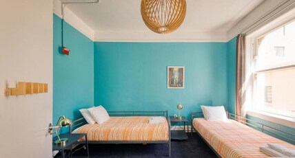 HI San Francisco Downtown Hostel Room Type - Private Twin Room